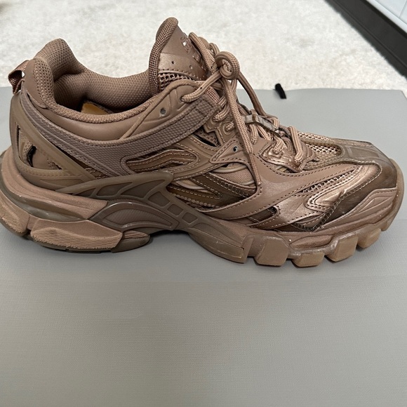 Balenciaga Track 2 Sneaker Size 8 Beautiful metallic Brown color w/ box & bags - Picture 3 of 10